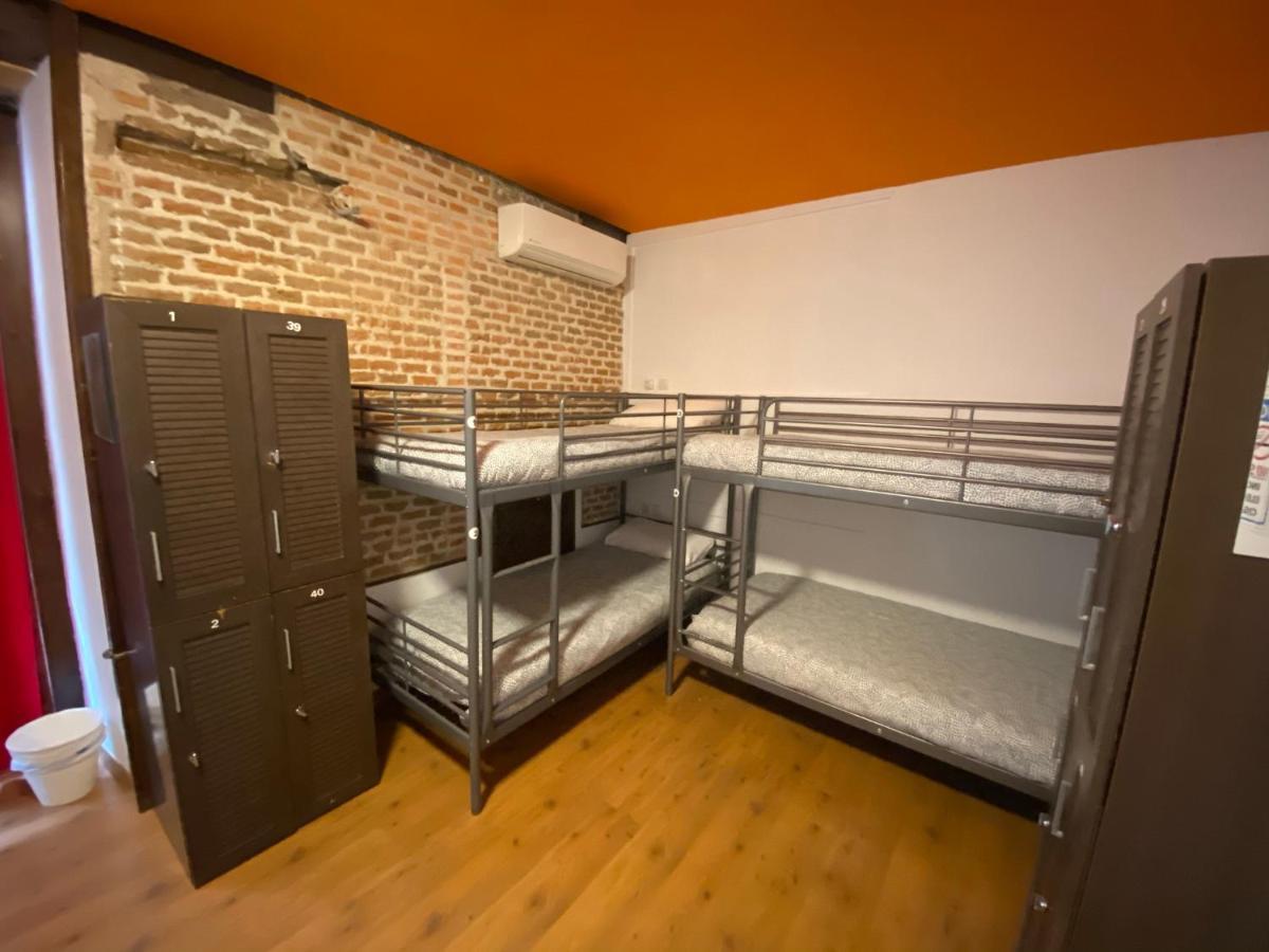 Arc House Pop Art Hostel Μαδρίτη Εξωτερικό φωτογραφία