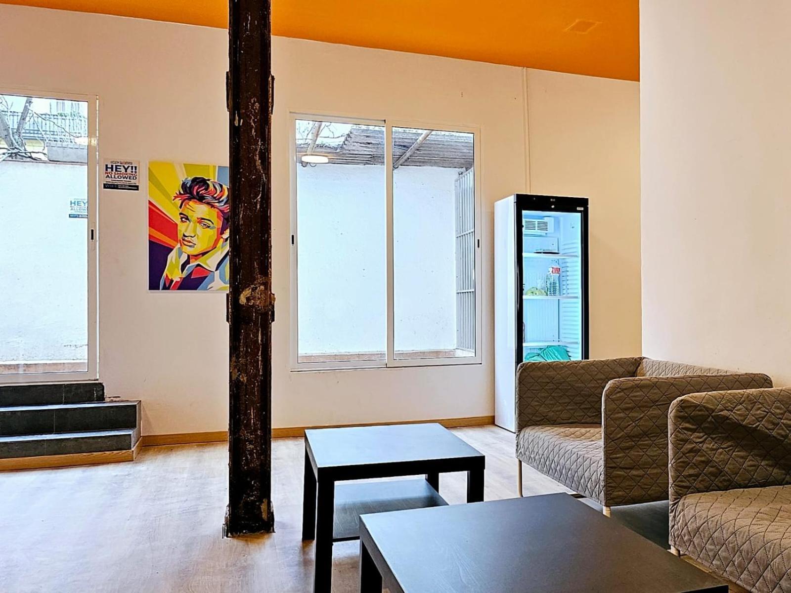 Arc House Pop Art Hostel Μαδρίτη Εξωτερικό φωτογραφία